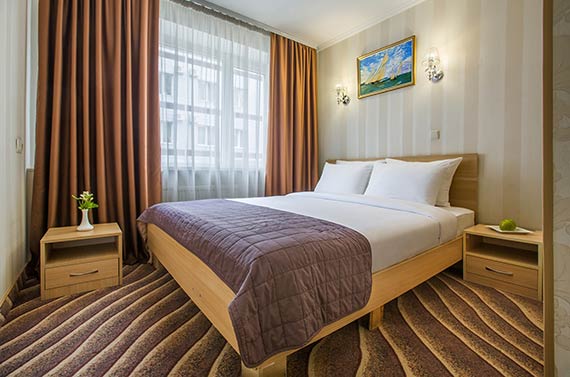 Rooms and suites in Arkadia Hotel Odessa